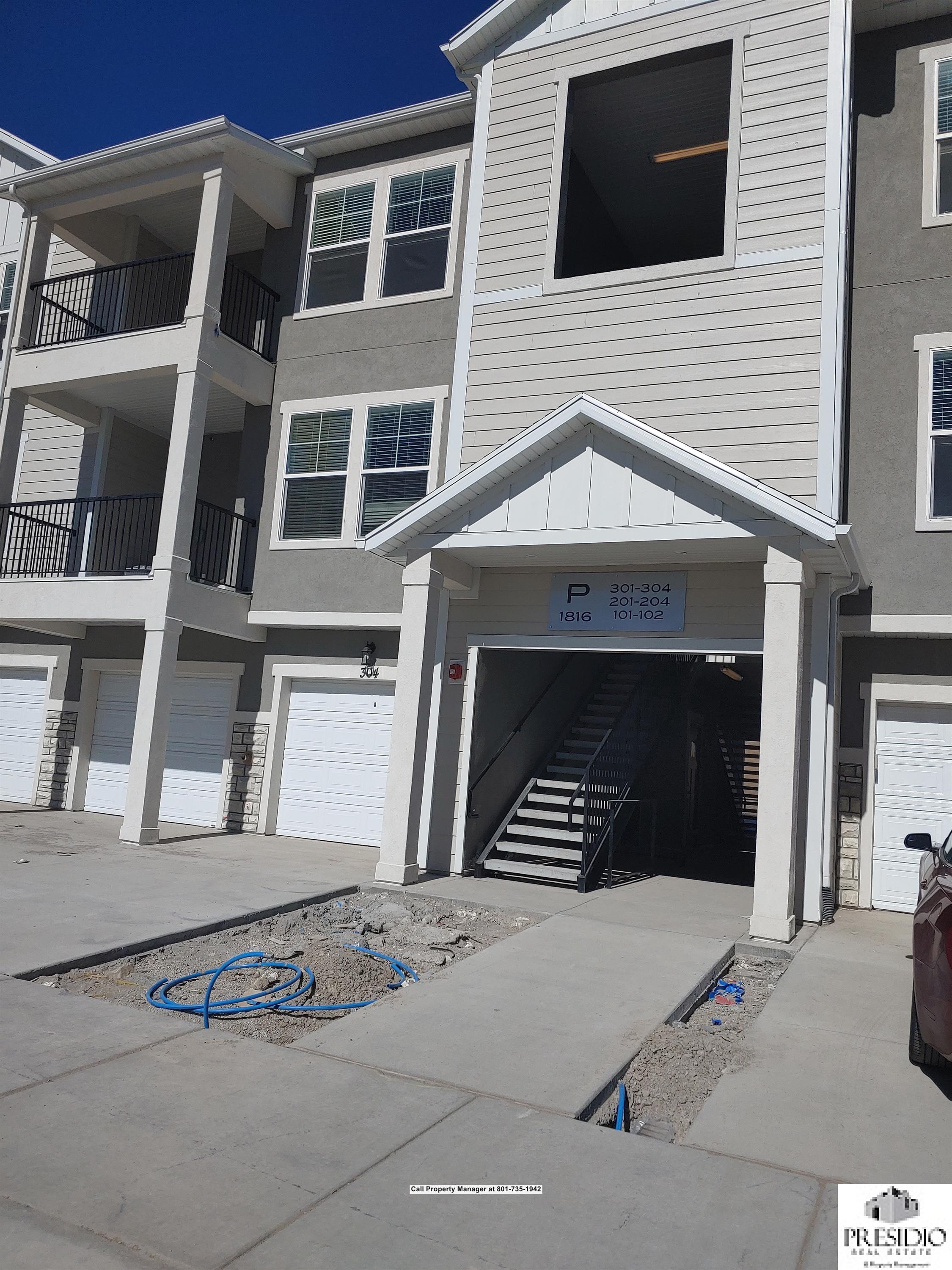 1816 W Eaglewood Dr - P303