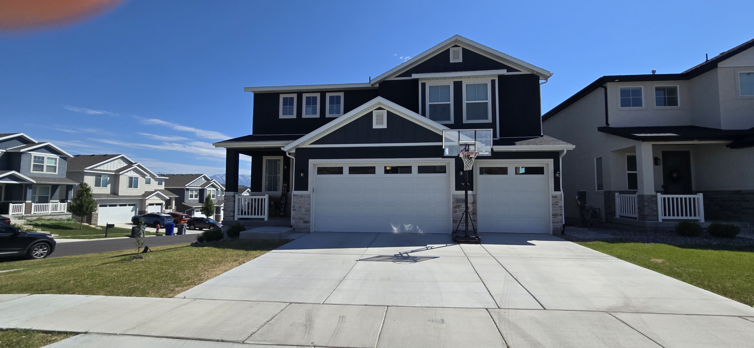 3332 South Heathercrest Drive